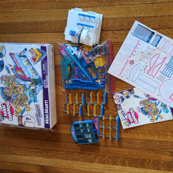 Mini Brands Mini Mart Series 3 - Picture 9 of 10